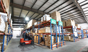 雅風(fēng)家具倉(cāng)庫(kù)