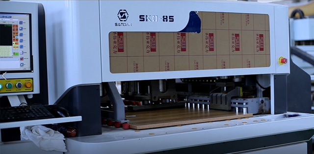 雅風(fēng)家具板式車間09 雅風(fēng)家具板式車間09