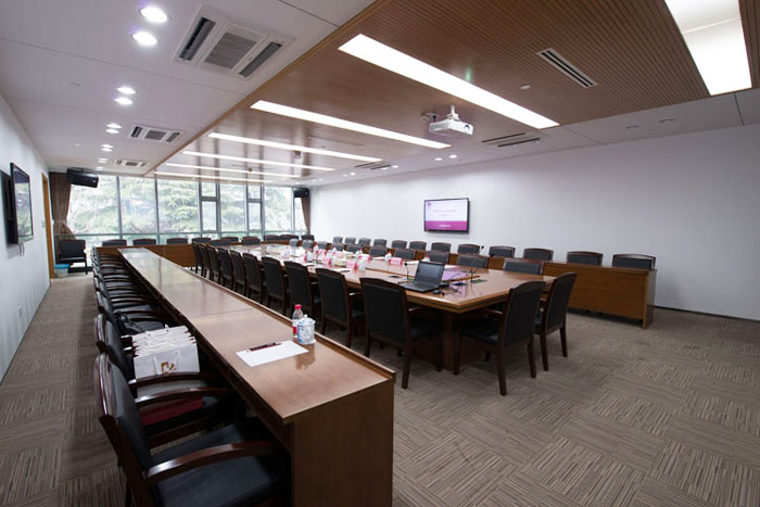 上海交通大學(xué) 上海交通大學(xué)